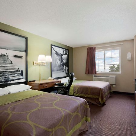 Super 8 By Wyndham Pulaski Exteriér fotografie