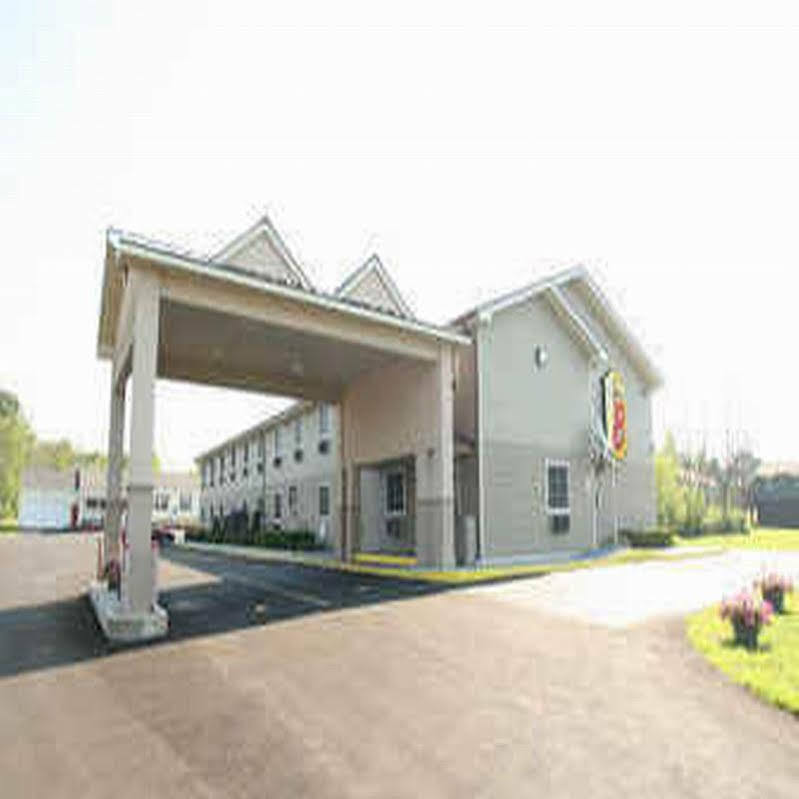 Super 8 By Wyndham Pulaski Exteriér fotografie